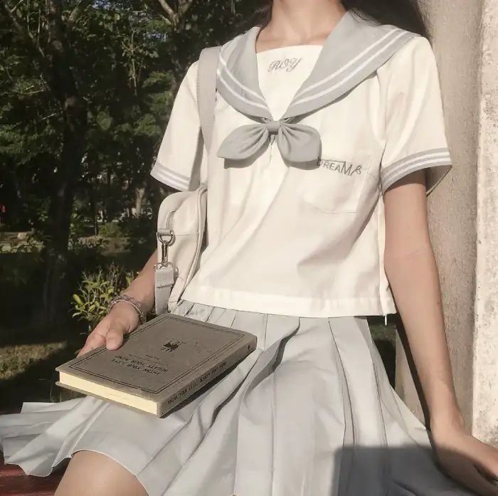 长颈鹿返学啦!